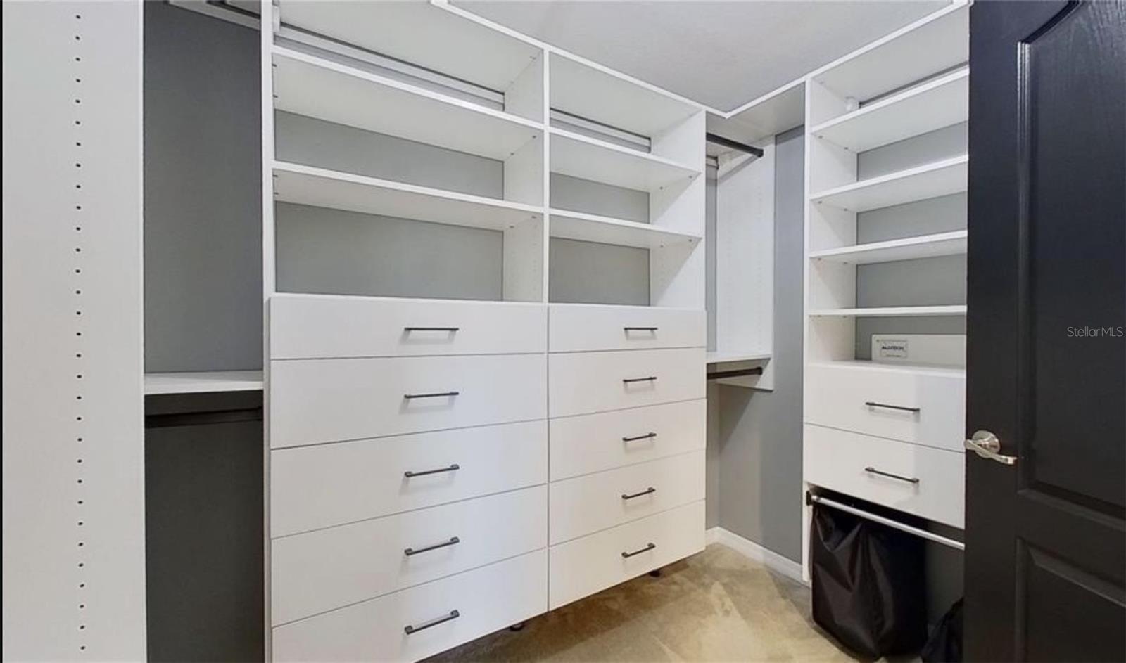 Image 11 of 26 For 2863 Maple Brook Loop