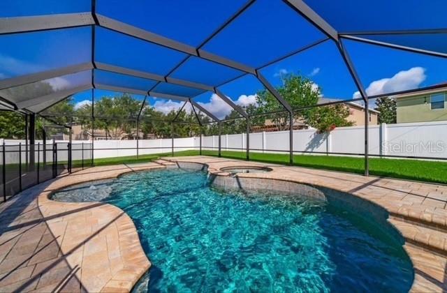 Image 22 of 26 For 2863 Maple Brook Loop