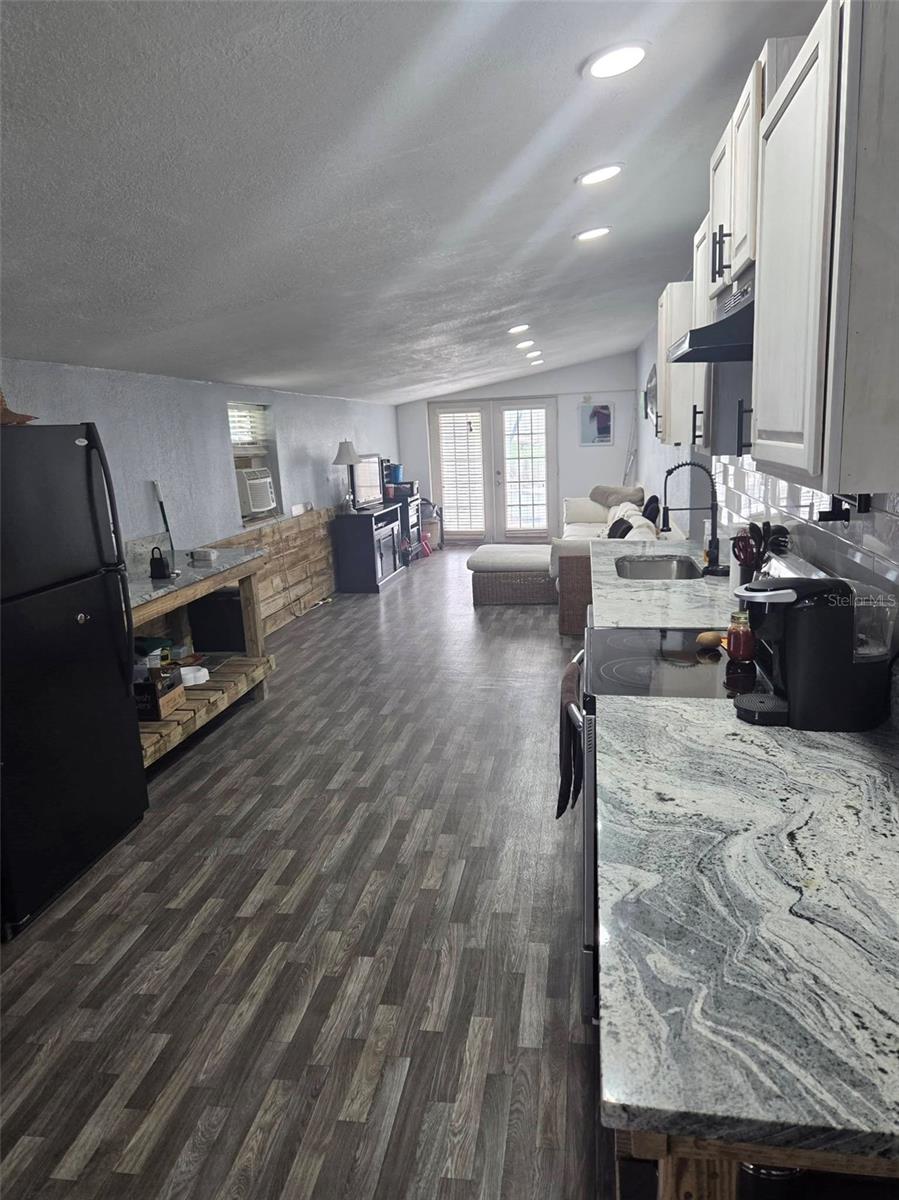 Image 10 of 29 For 6726 Albatross Lane