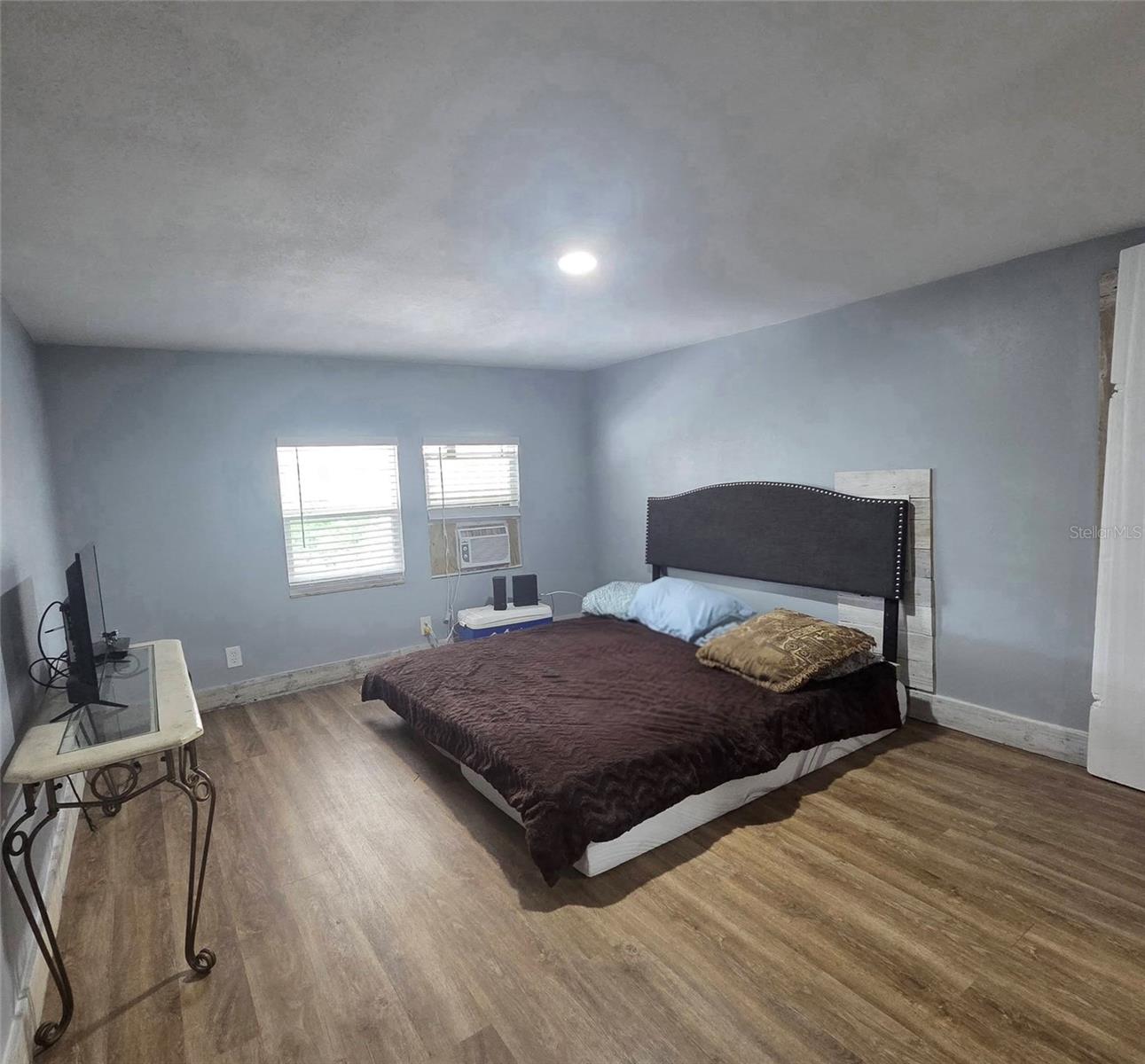 Image 13 of 29 For 6726 Albatross Lane