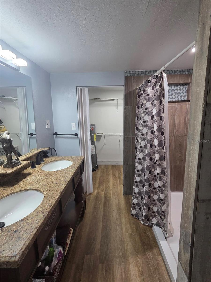 Image 15 of 29 For 6726 Albatross Lane