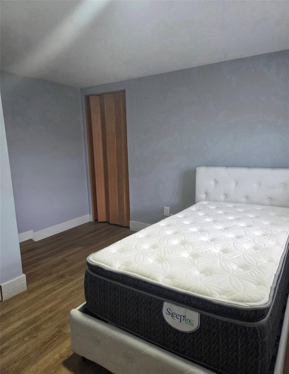 Image 18 of 29 For 6726 Albatross Lane