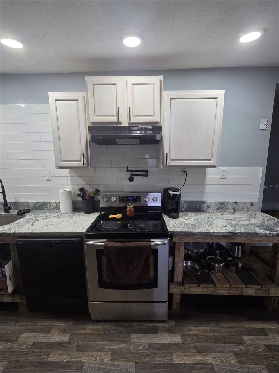 Image 5 of 29 For 6726 Albatross Lane