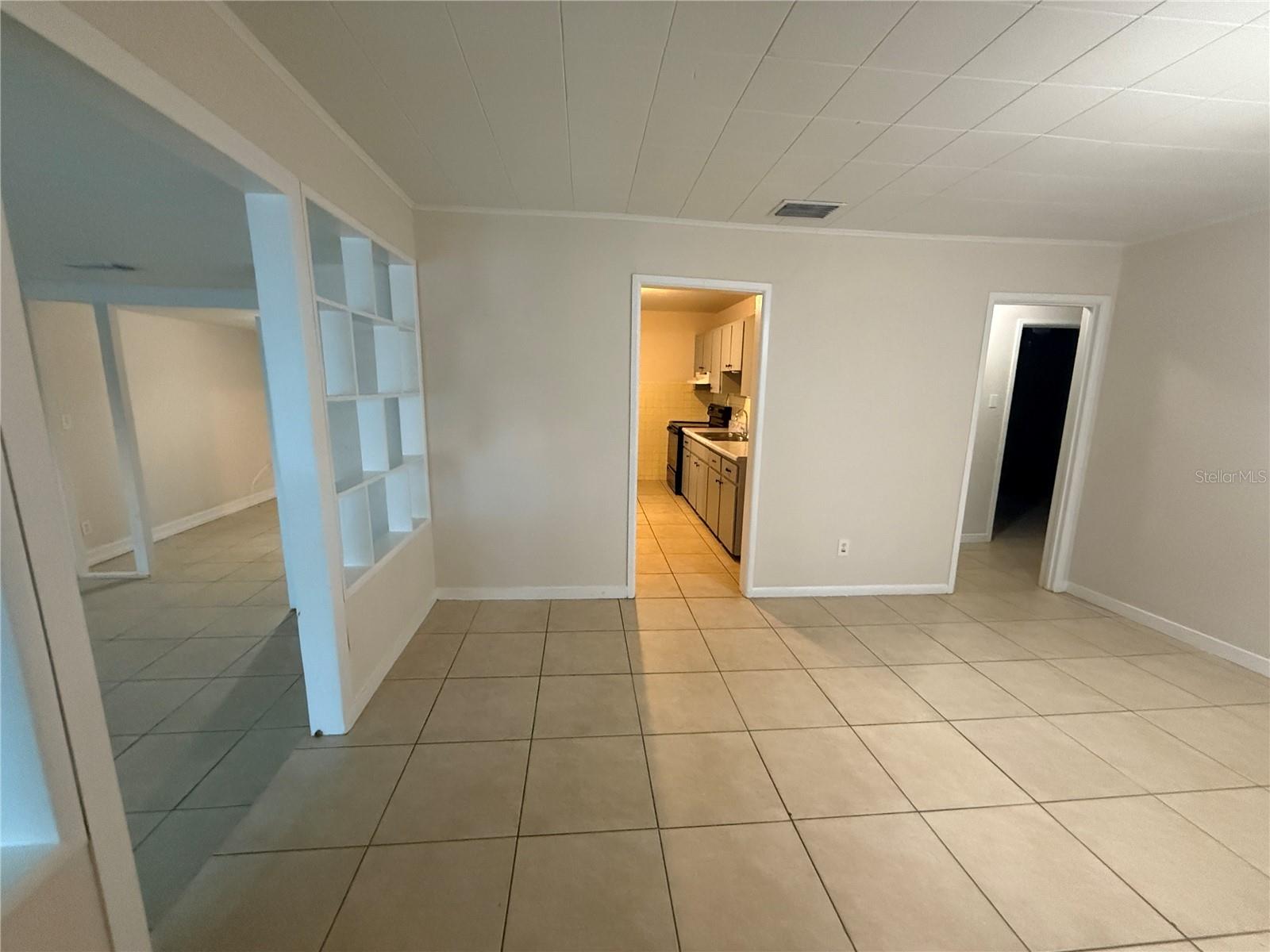 Image 7 of 15 For 3619 Hesperides Street