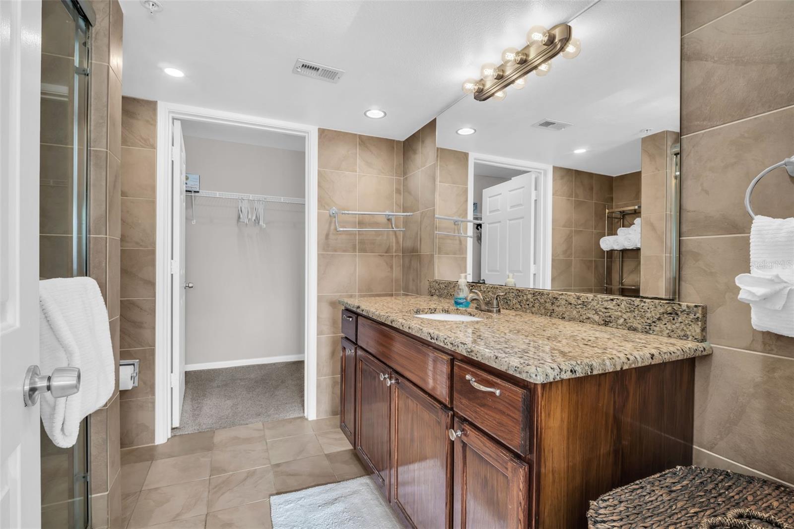 Image 21 of 32 For 1230 Missouri Avenue 715