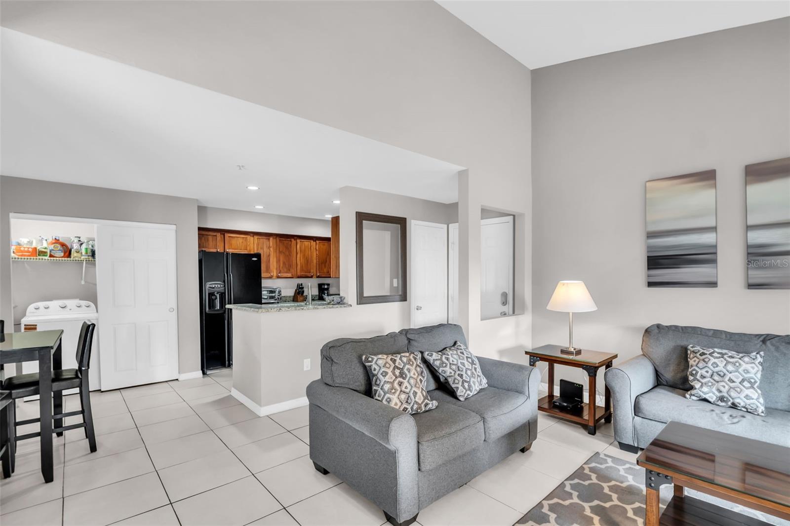 Image 5 of 32 For 1230 Missouri Avenue 715