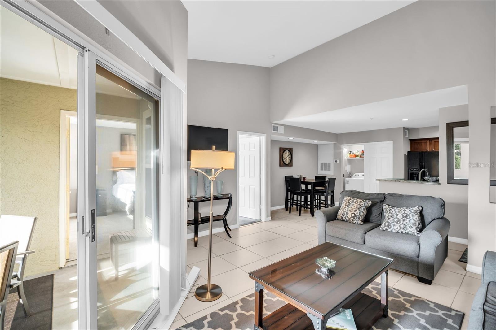 Image 8 of 32 For 1230 Missouri Avenue 715