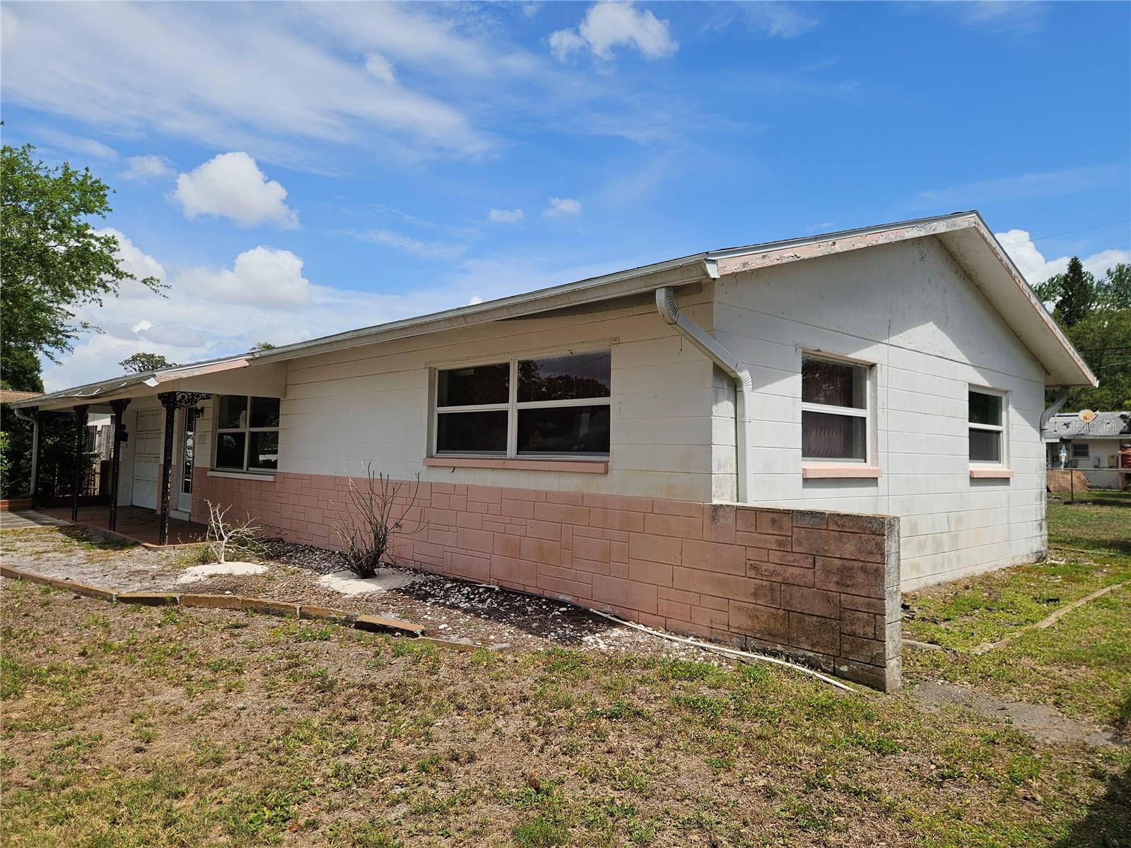 Image 3 of 23 For 3155 55th Street N