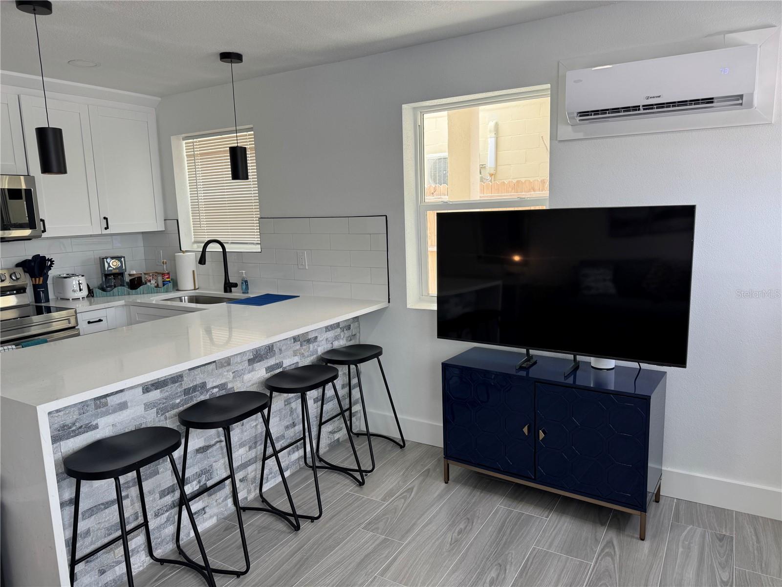 Image 4 of 12 For 111 86th Avenue 1