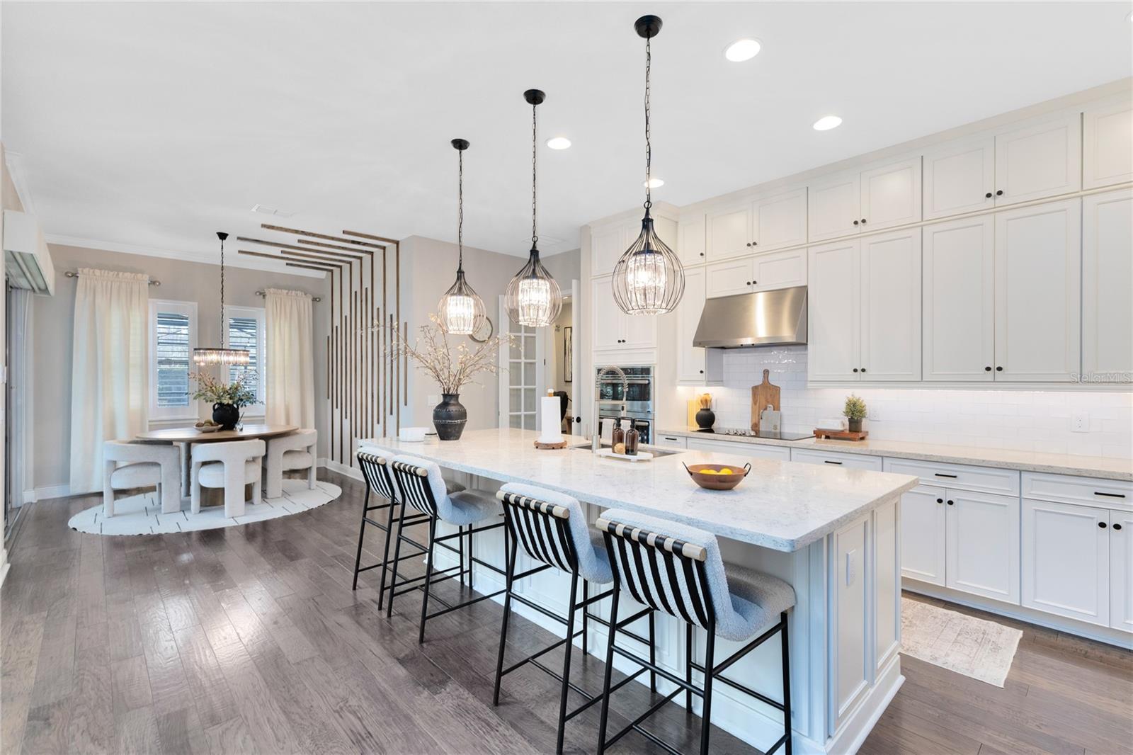 Image 11 of 47 For 9374 Reymont Street