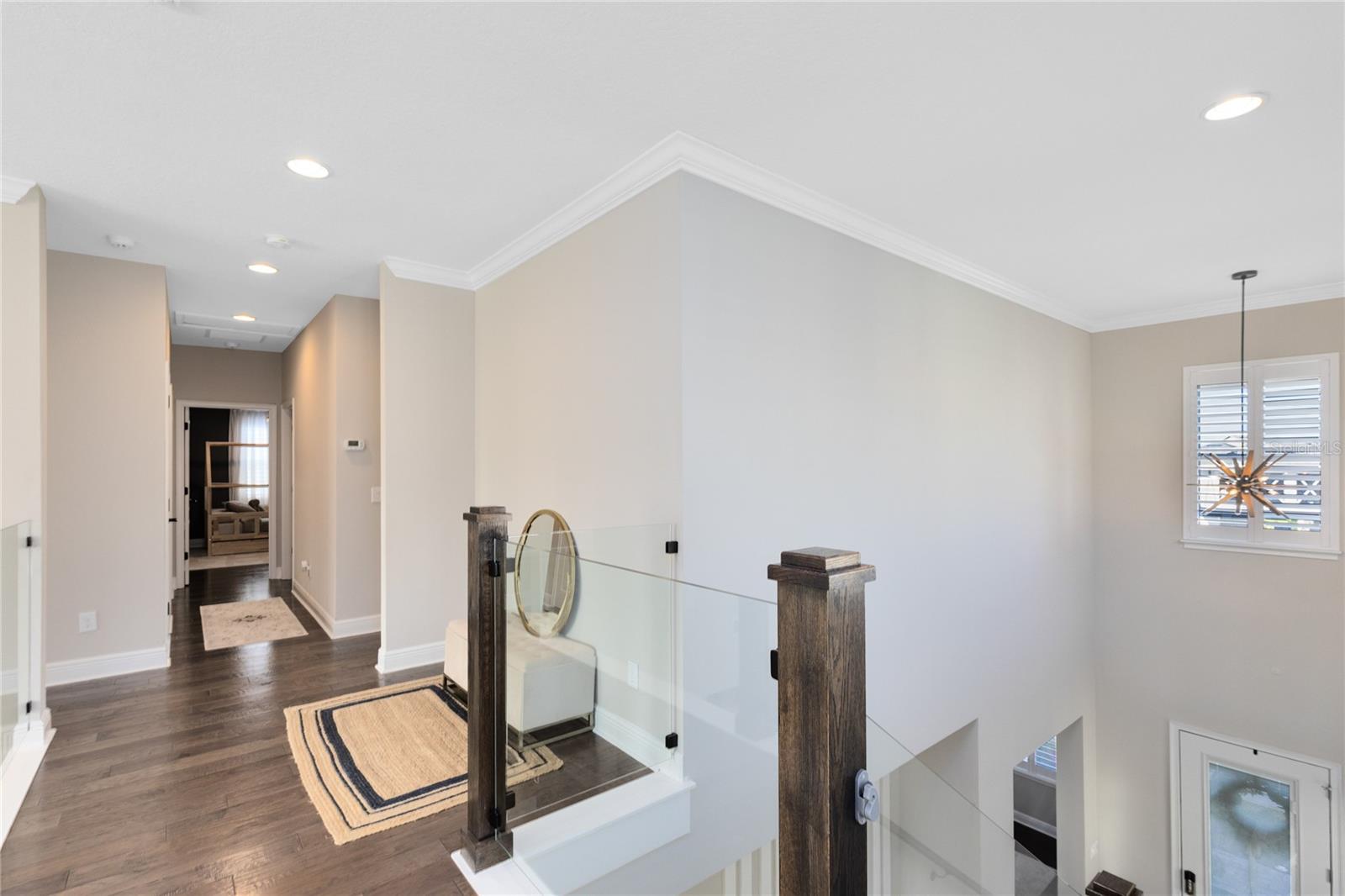 Image 27 of 47 For 9374 Reymont Street