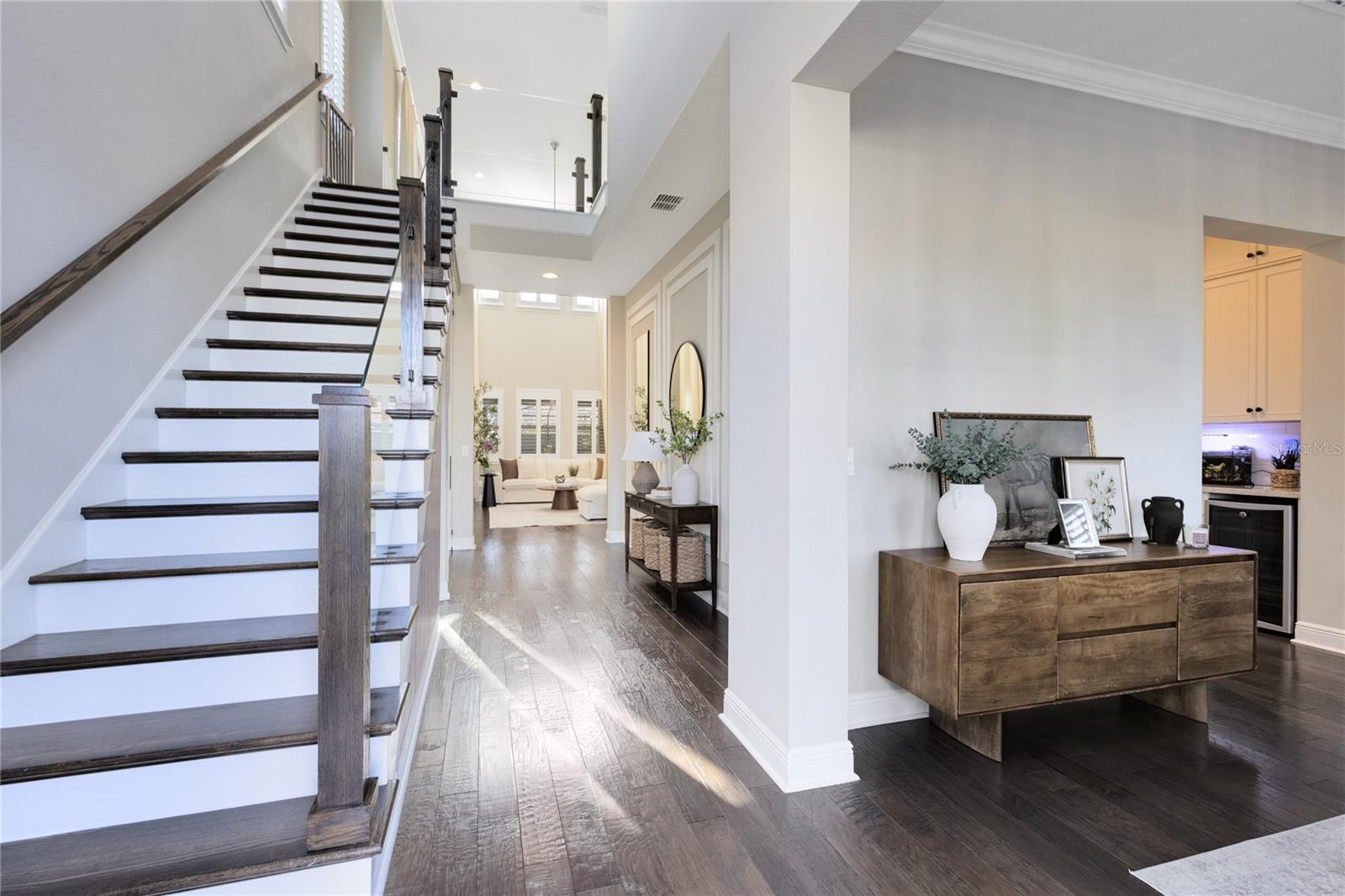 Image 3 of 47 For 9374 Reymont Street