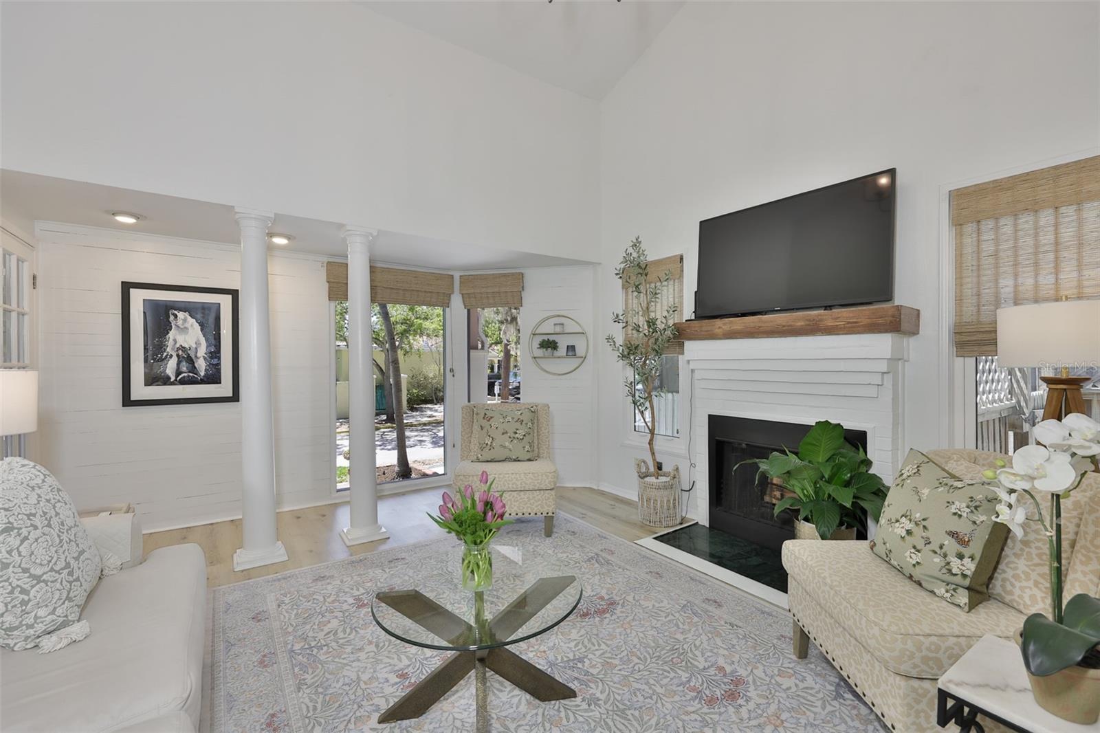 Listing photo id 8 for 1615 Watrous Avenue