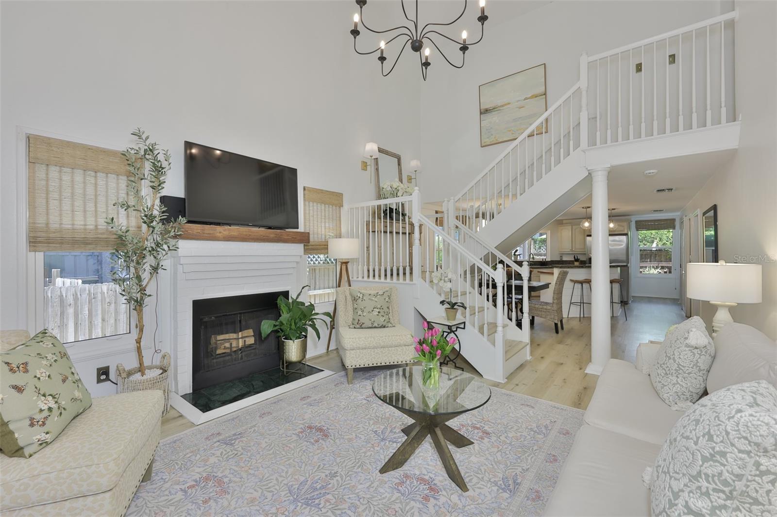 Listing photo id 9 for 1615 Watrous Avenue