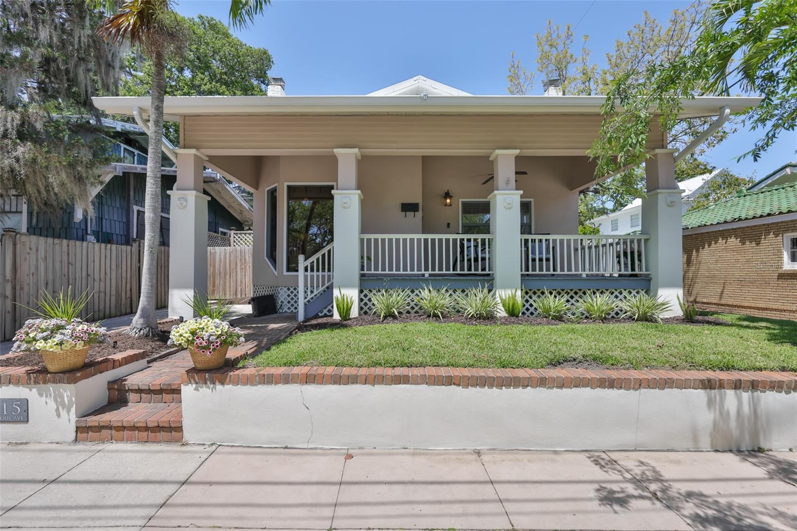 Listing photo id 56 for 1615 Watrous Avenue