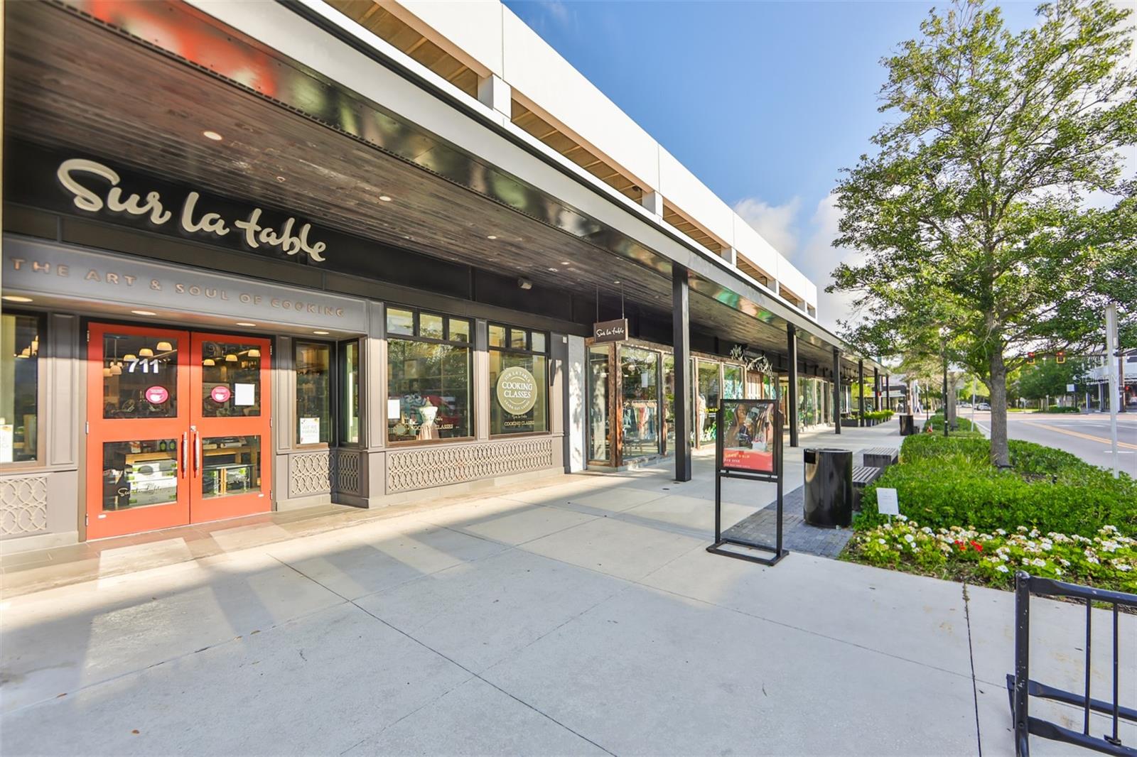 Listing photo id 61 for 1615 Watrous Avenue
