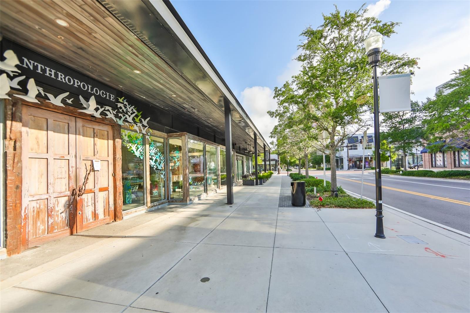 Listing photo id 64 for 1615 Watrous Avenue