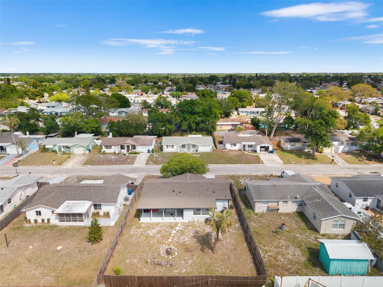 Listing photo id 29 for 1415 Brixton Lane