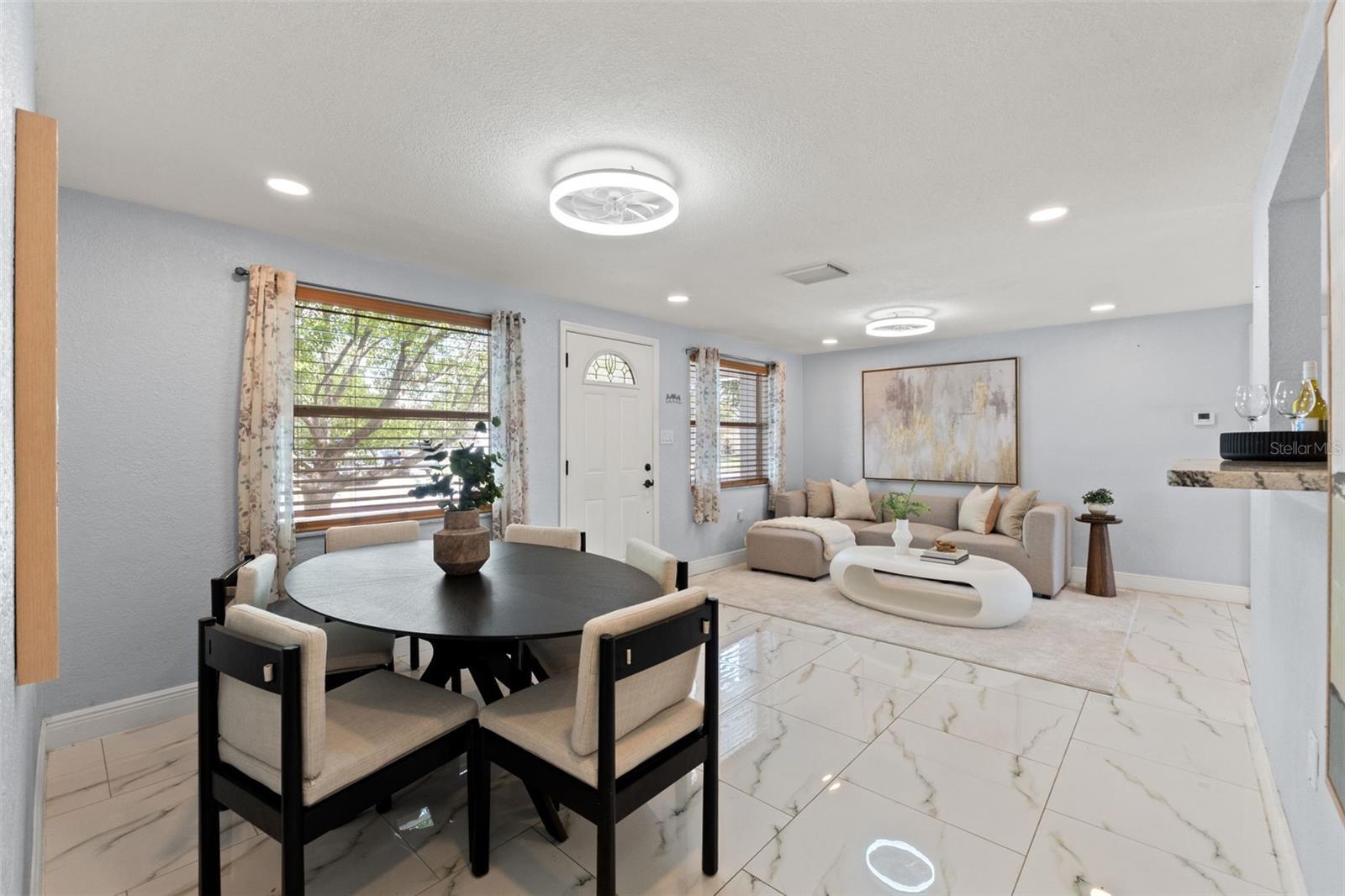 Listing photo id 5 for 1415 Brixton Lane