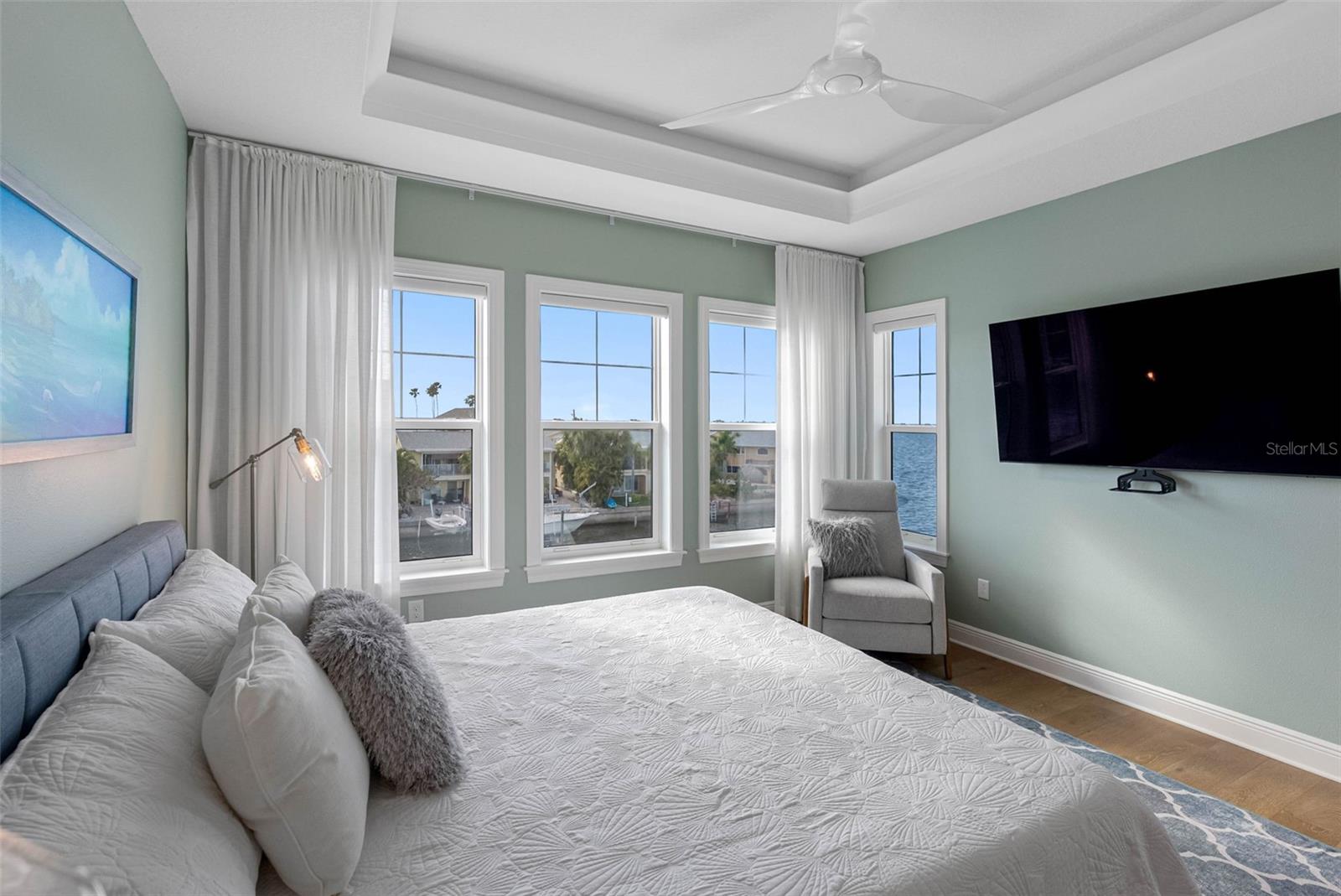 Image 14 of 40 For 604 Sea Court