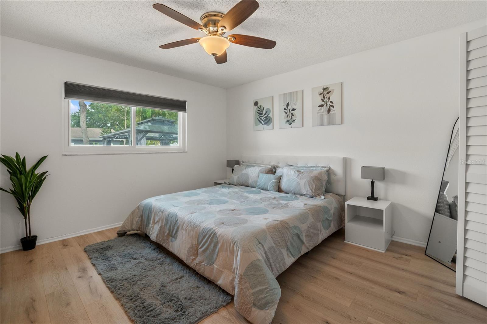 Image 14 of 20 For 2316 Fulton Way