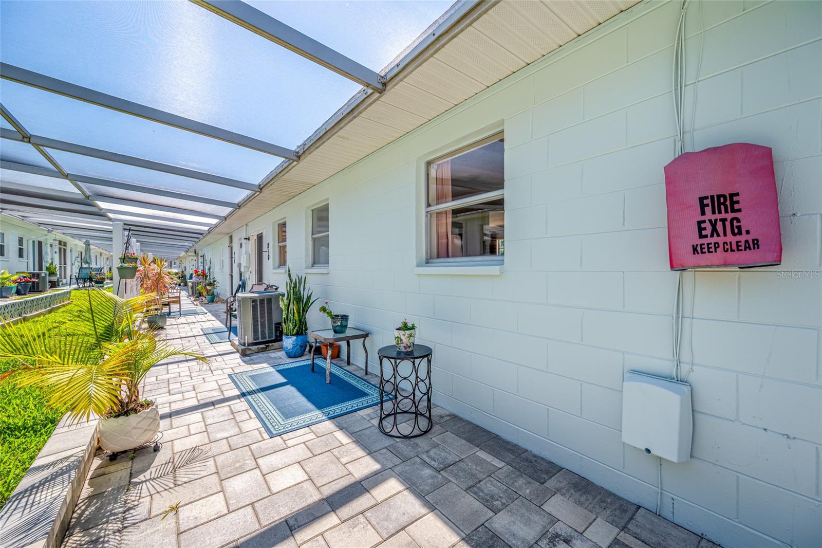 Image 11 of 31 For 12400 Park Blvd  623