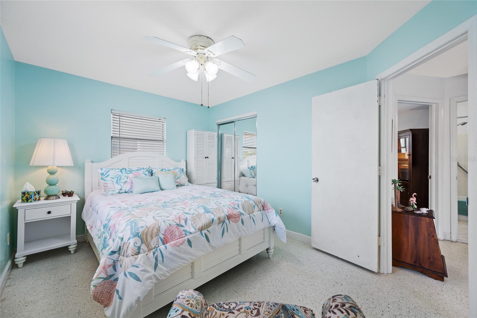 Image 13 of 31 For 12400 Park Blvd  623