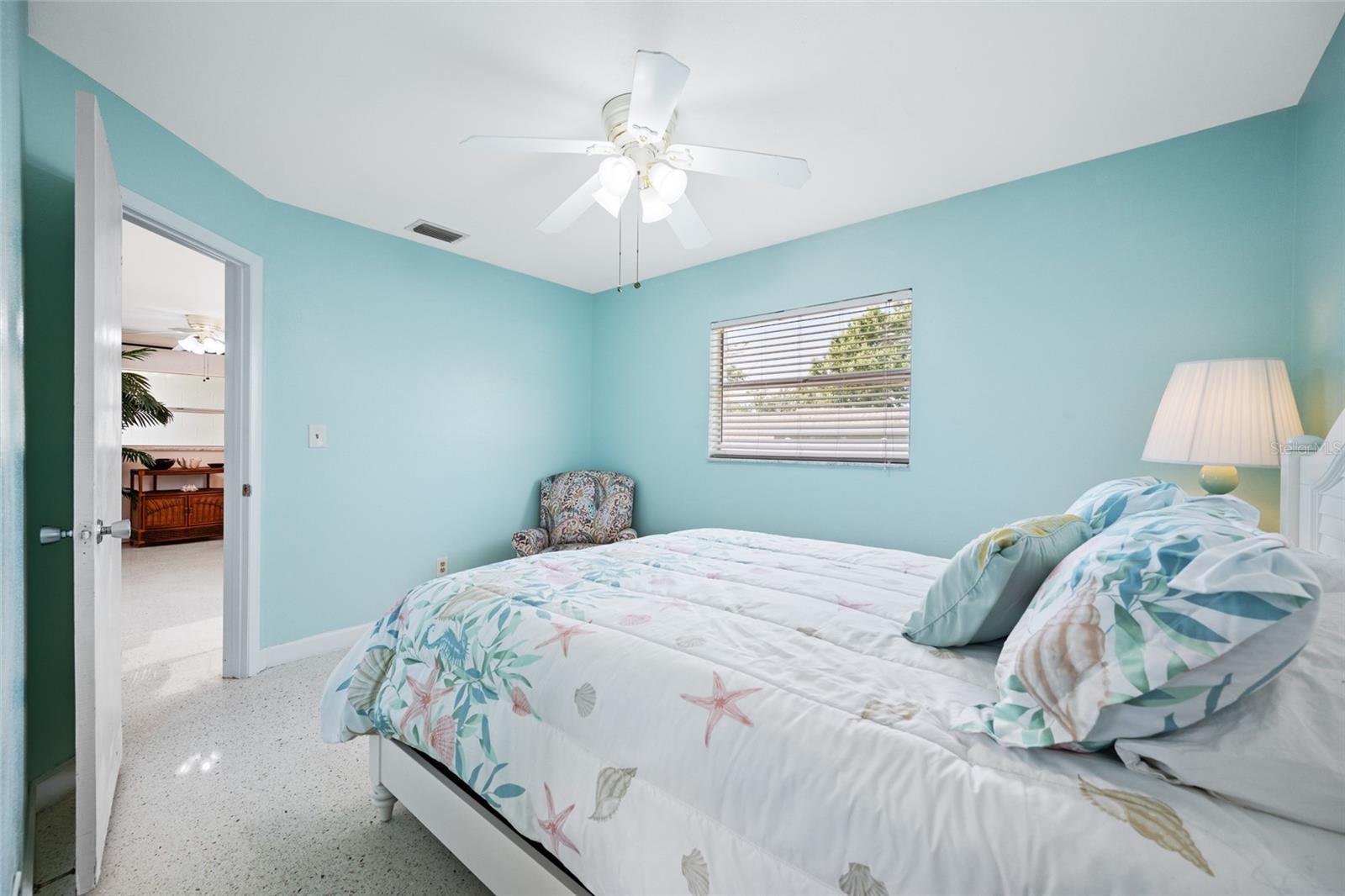 Image 14 of 31 For 12400 Park Blvd  623