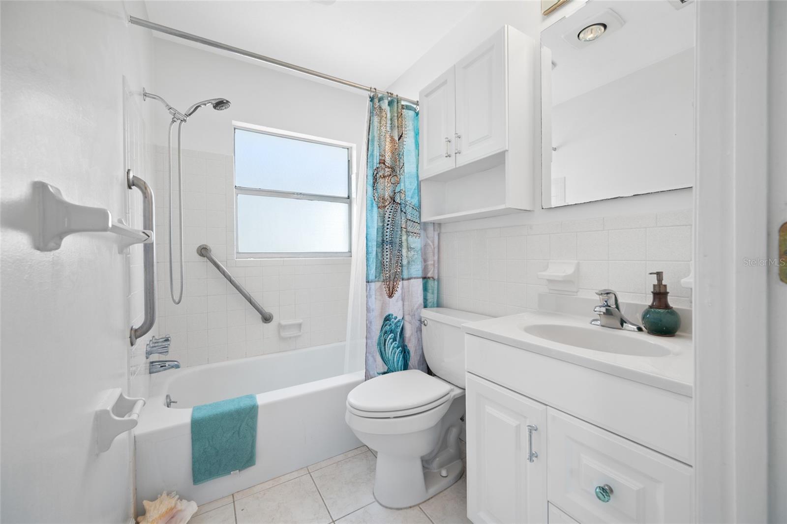 Image 17 of 31 For 12400 Park Blvd  623