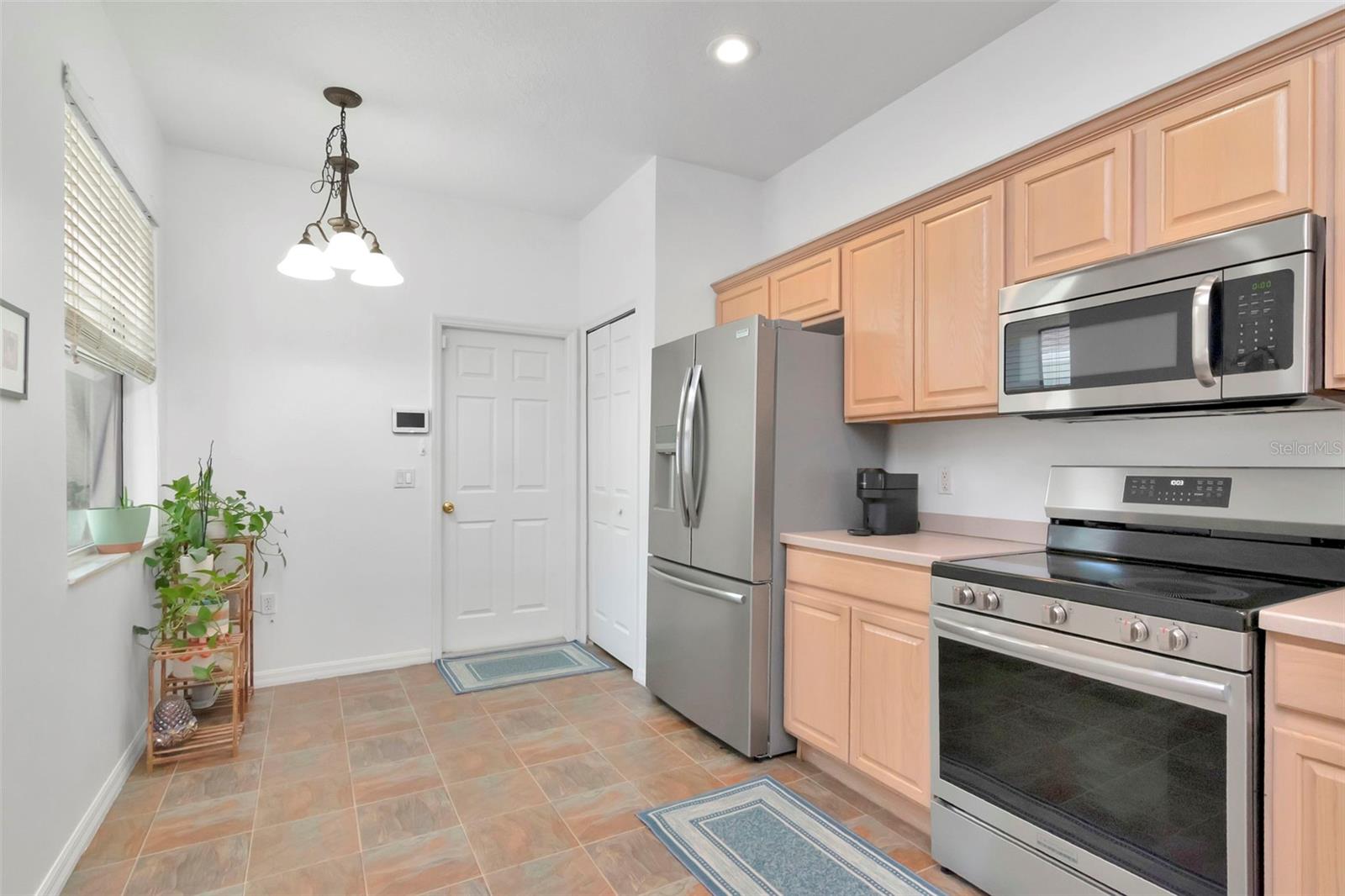 Image 15 of 56 For 7308 Cleopatra Drive