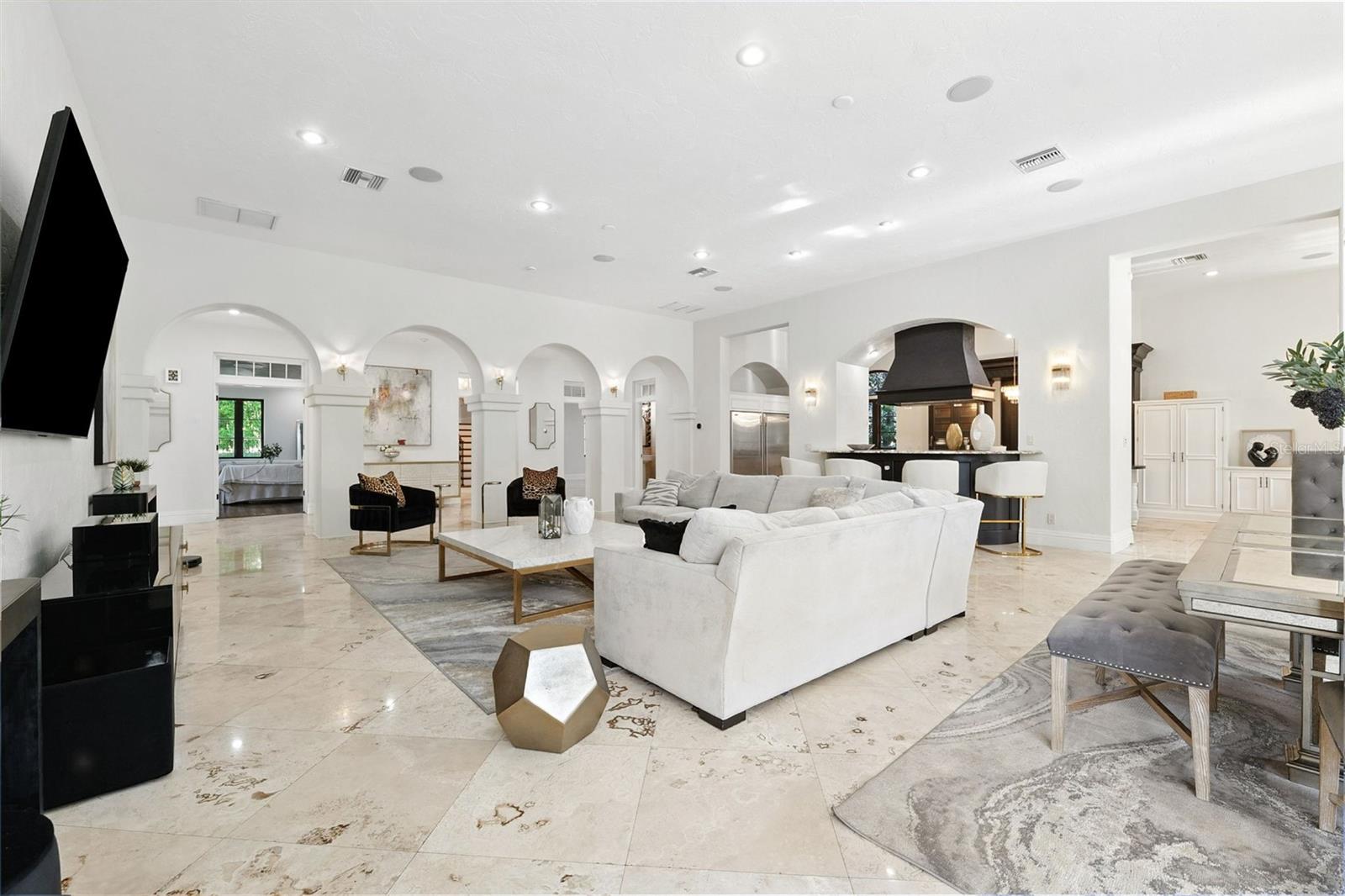 Image 13 of 74 For 4555 Swann Avenue