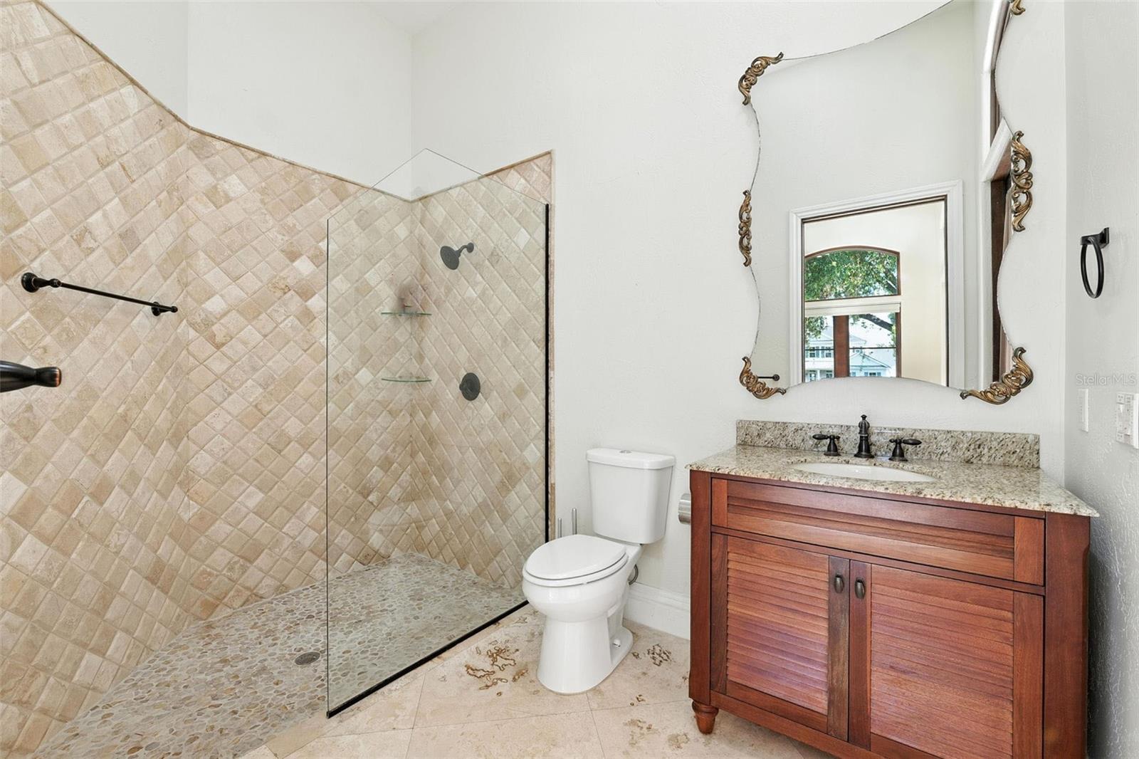 Image 27 of 74 For 4555 Swann Avenue