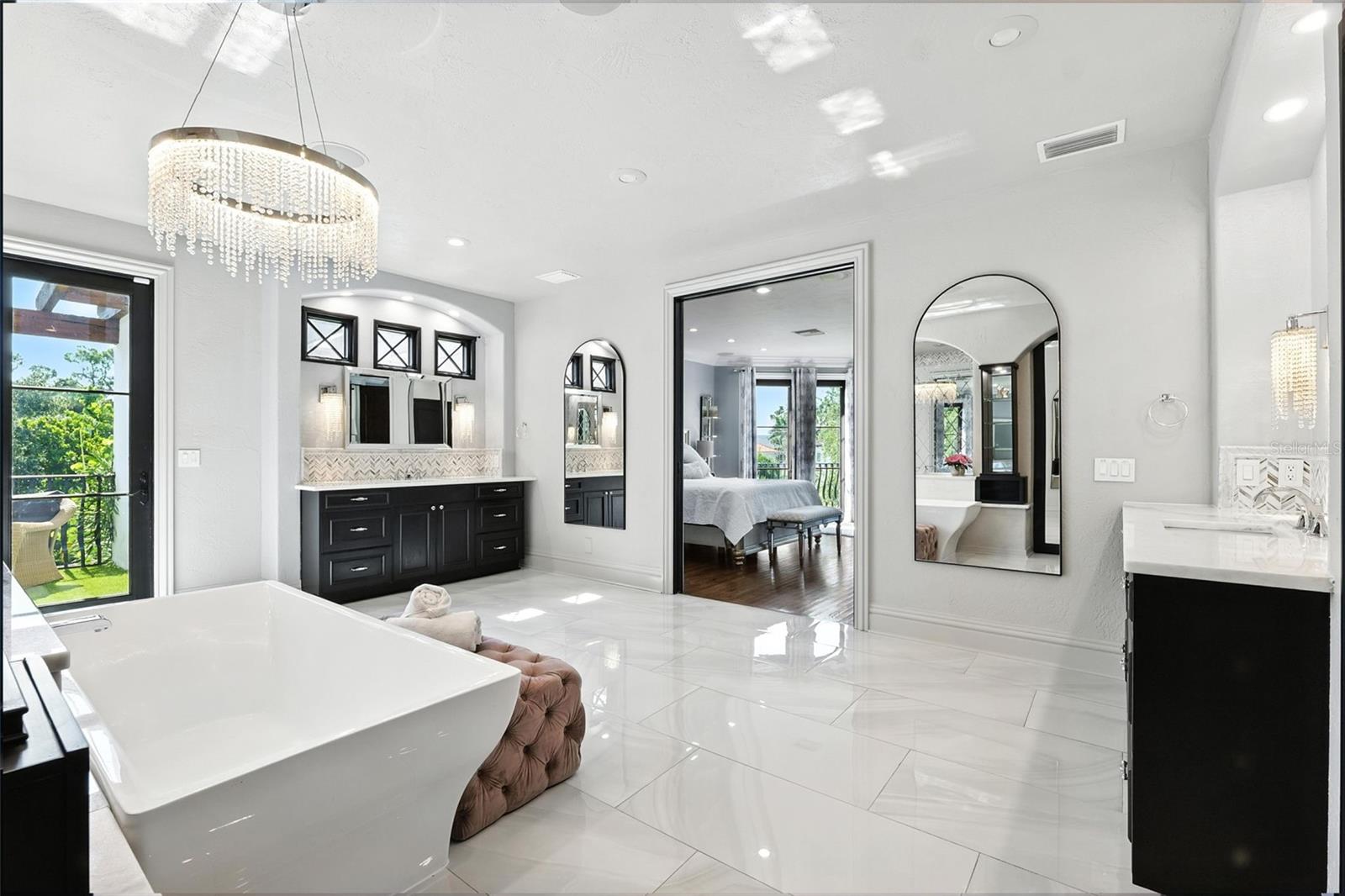 Image 42 of 74 For 4555 Swann Avenue