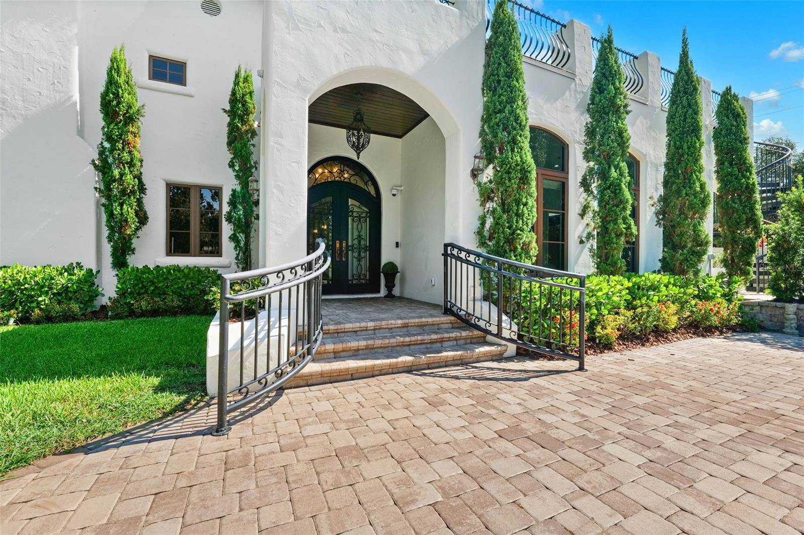 Image 5 of 74 For 4555 Swann Avenue