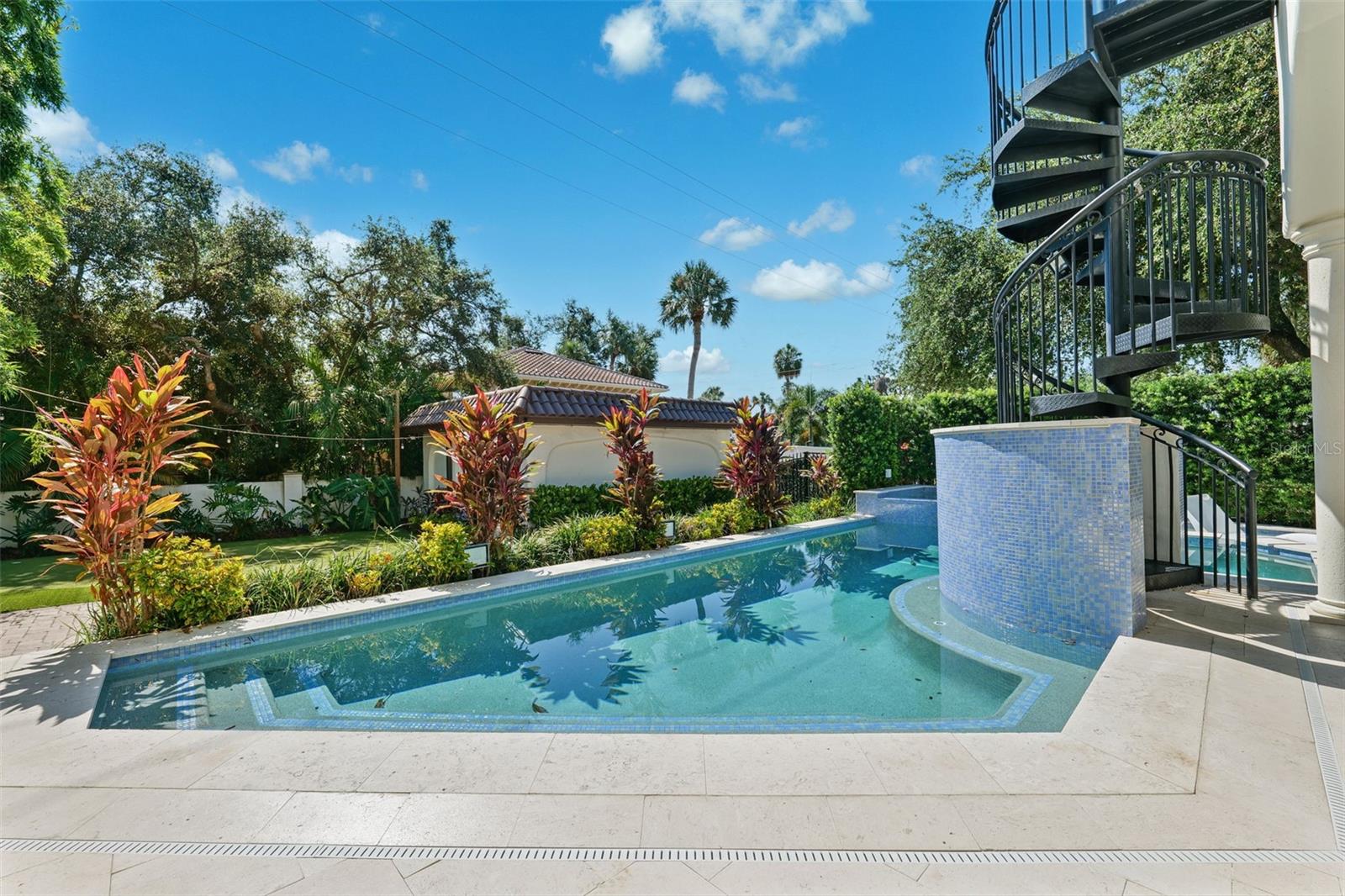 Image 59 of 74 For 4555 Swann Avenue