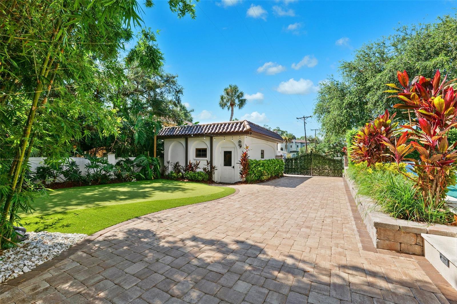 Image 68 of 74 For 4555 Swann Avenue