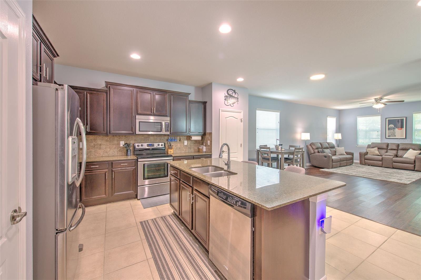 Image 11 of 36 For 9033 Aspen Hollow Place