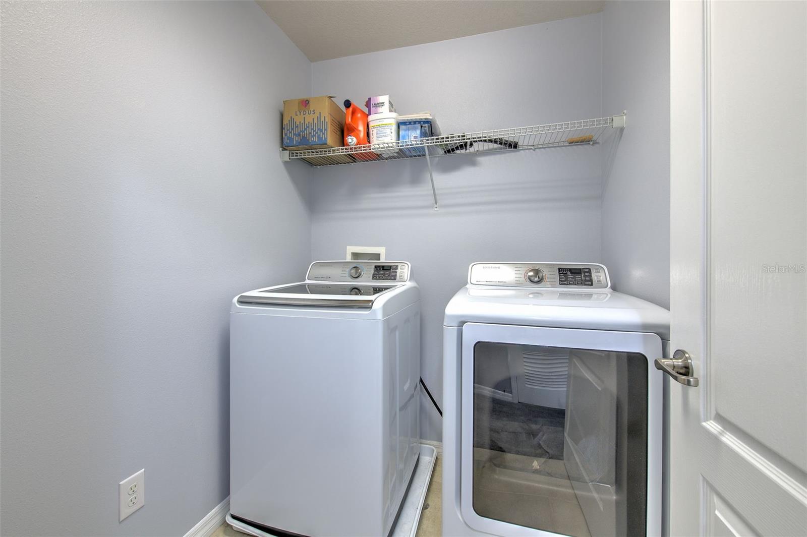 Image 17 of 36 For 9033 Aspen Hollow Place