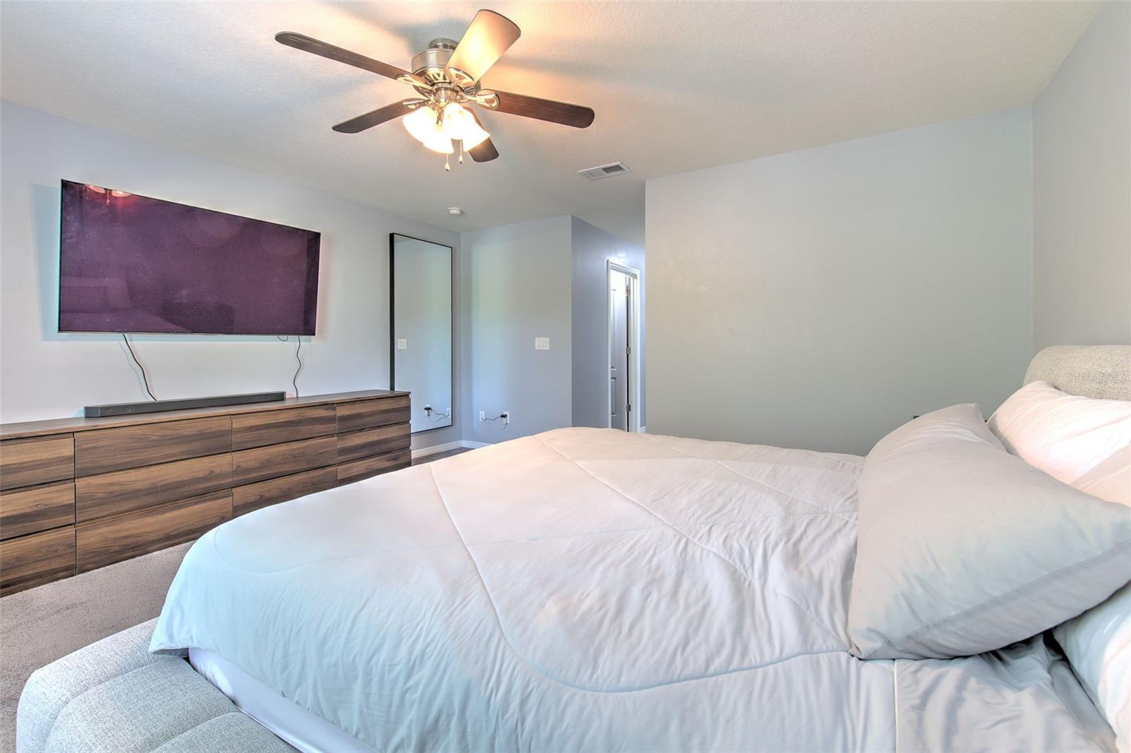 Image 23 of 36 For 9033 Aspen Hollow Place