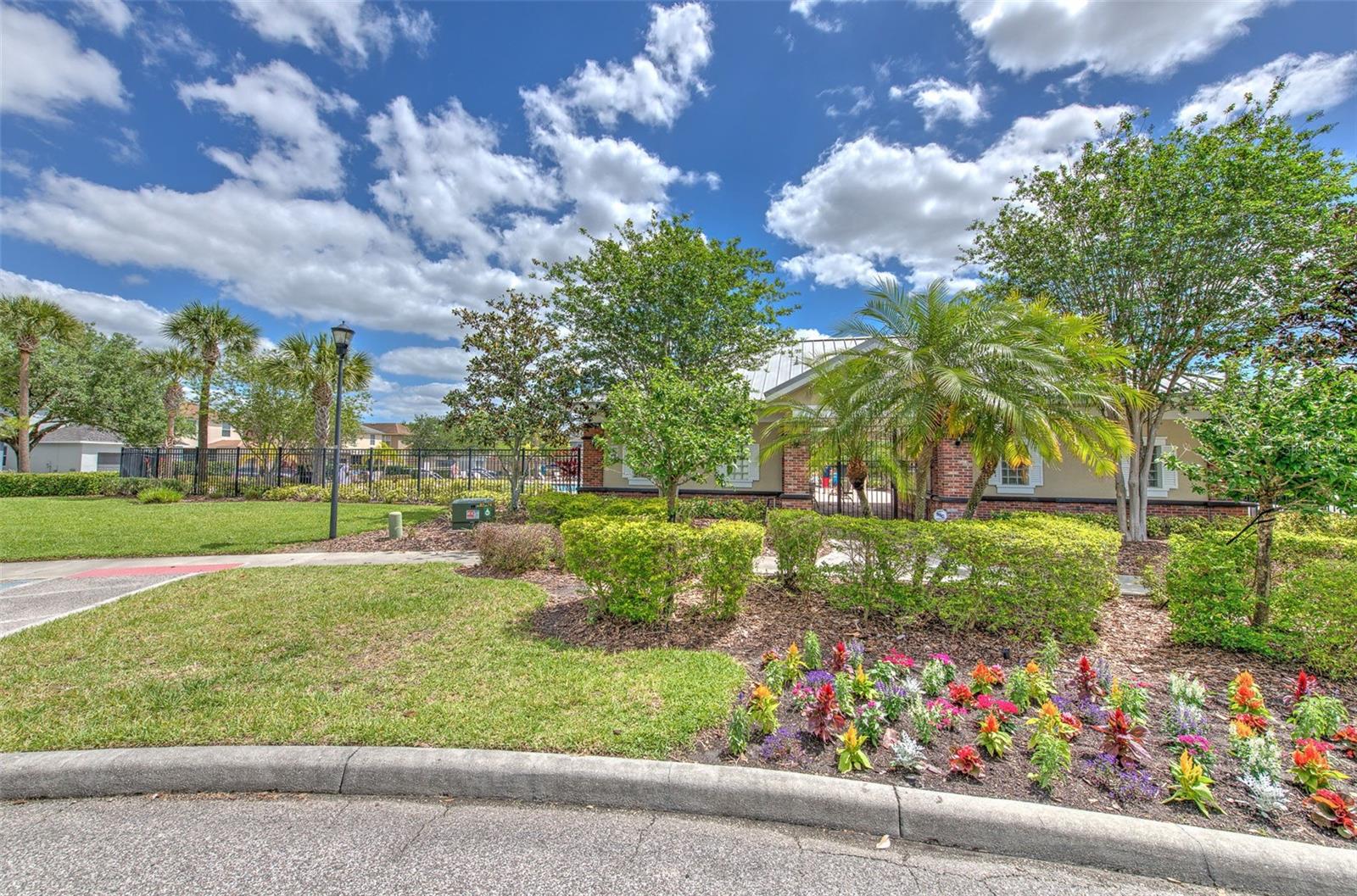 Image 31 of 36 For 9033 Aspen Hollow Place