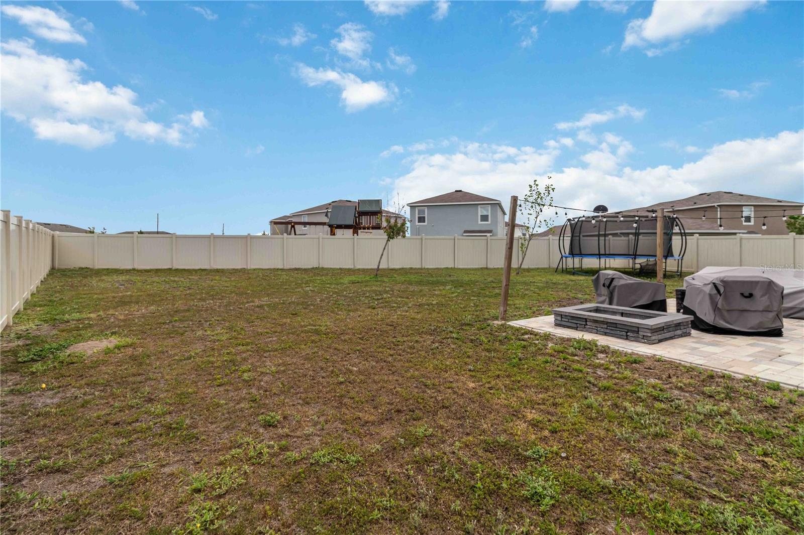 Image 25 of 32 For 8354 Hardy Bay Loop