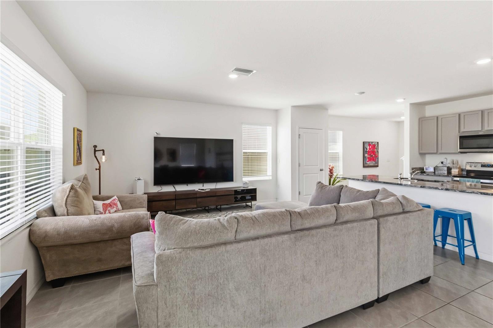 Image 4 of 32 For 8354 Hardy Bay Loop