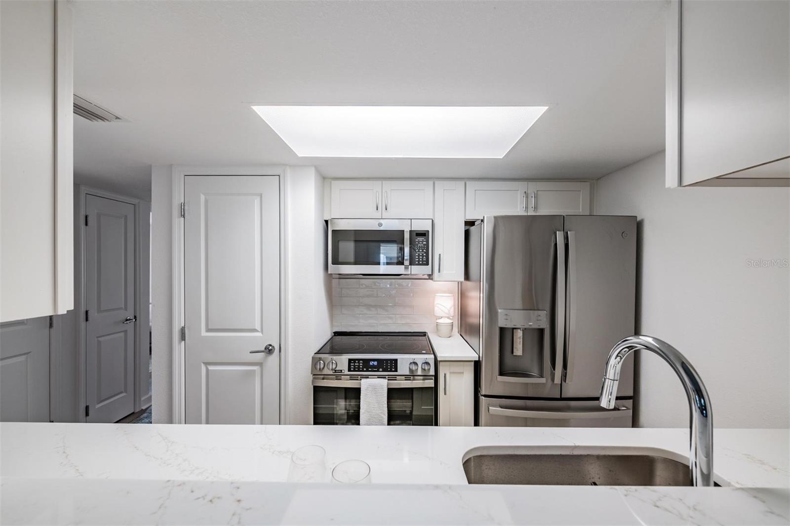 Image 12 of 56 For 8911 Blind Pass Road 108