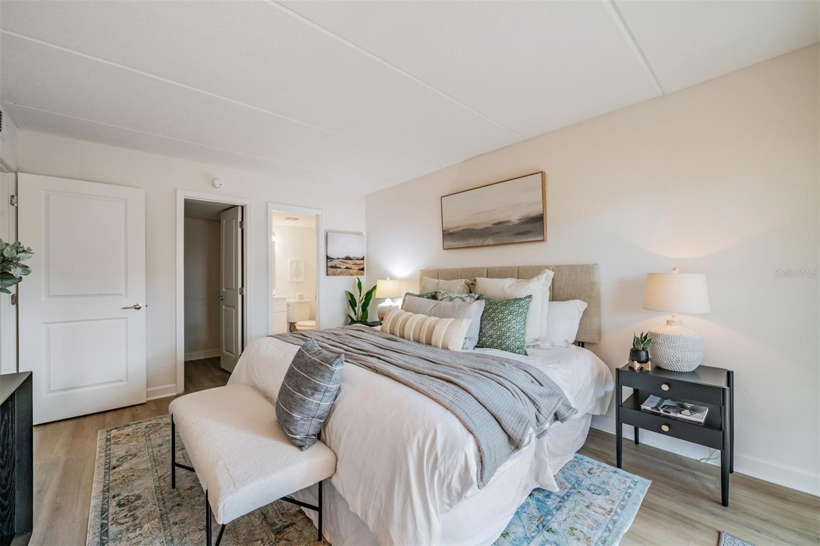 Image 22 of 56 For 8911 Blind Pass Road 108