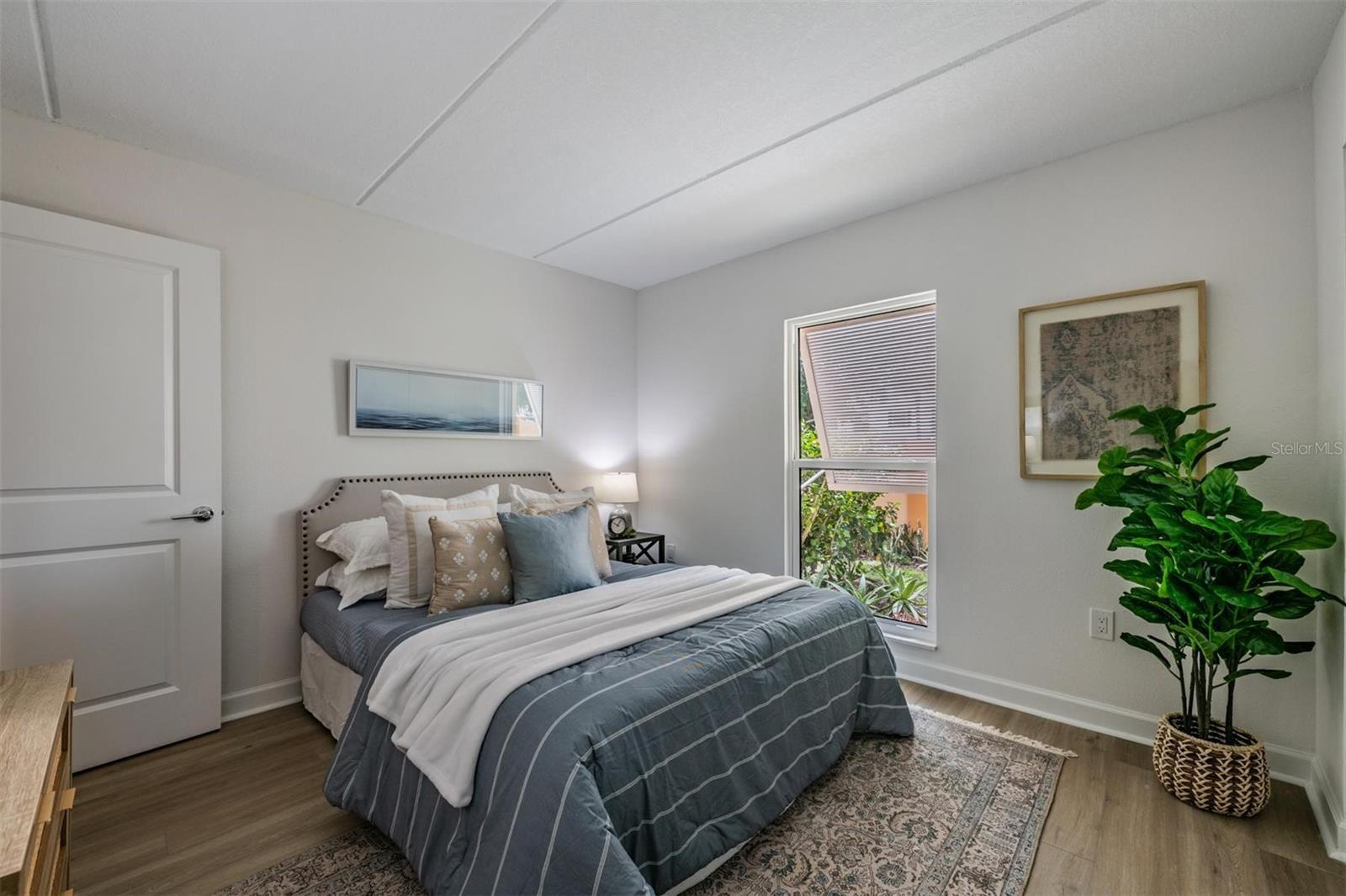 Image 25 of 56 For 8911 Blind Pass Road 108