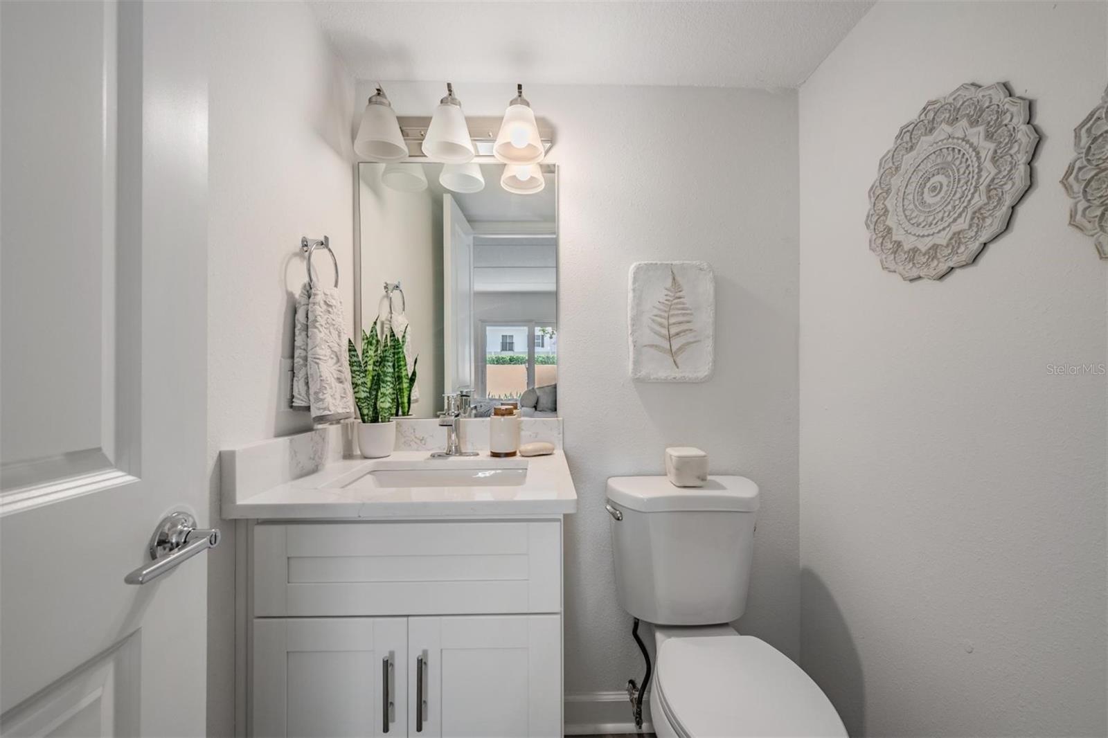 Image 27 of 56 For 8911 Blind Pass Road 108