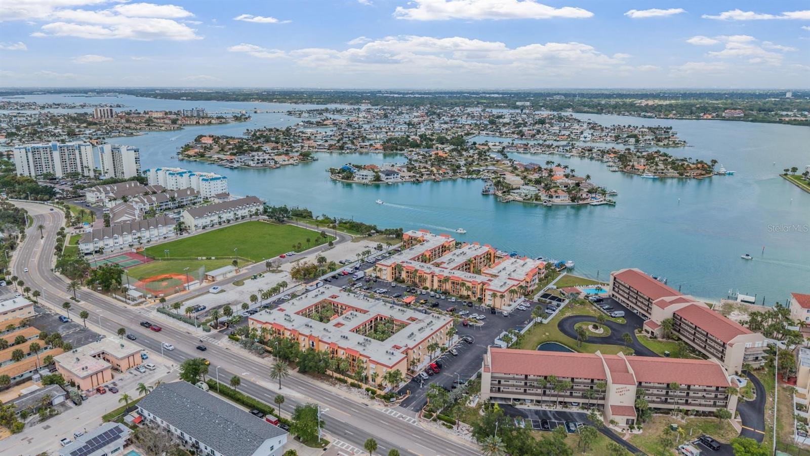 Image 48 of 56 For 8911 Blind Pass Road 108