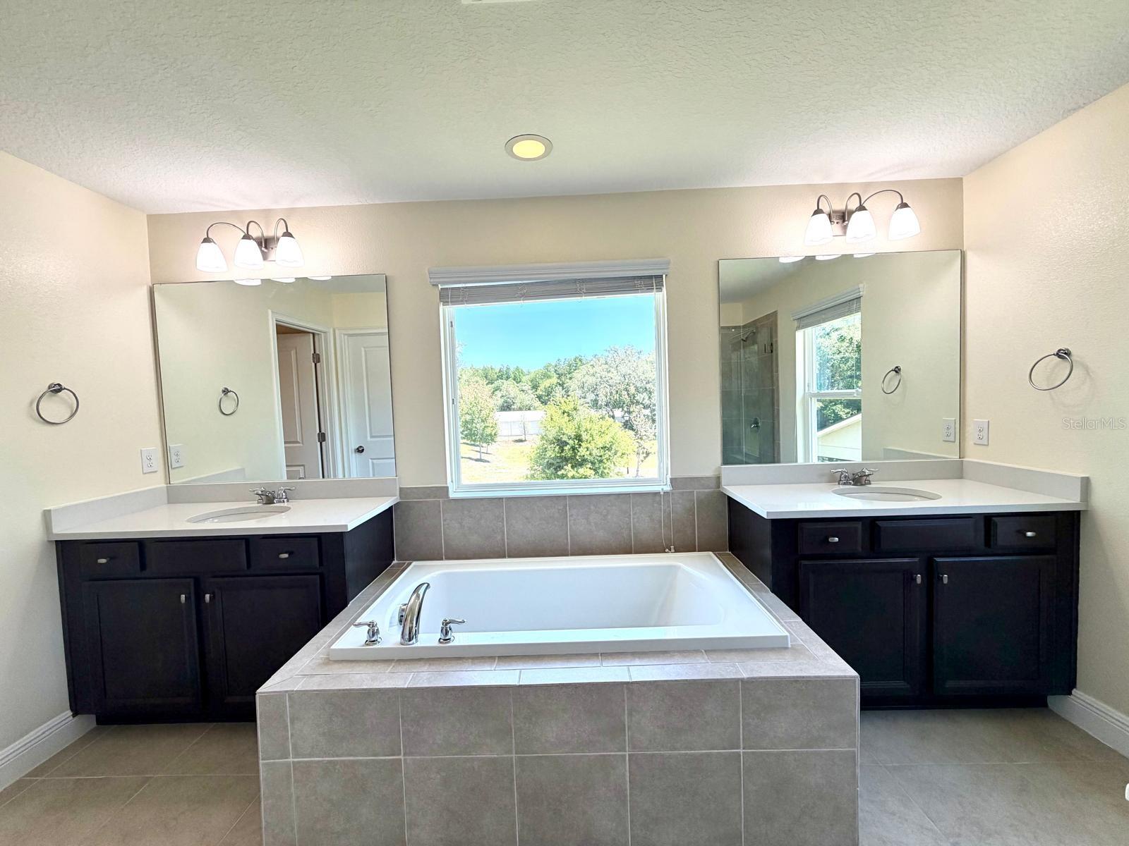 Image 28 of 44 For 6206 Scarlet Darter Way 100n