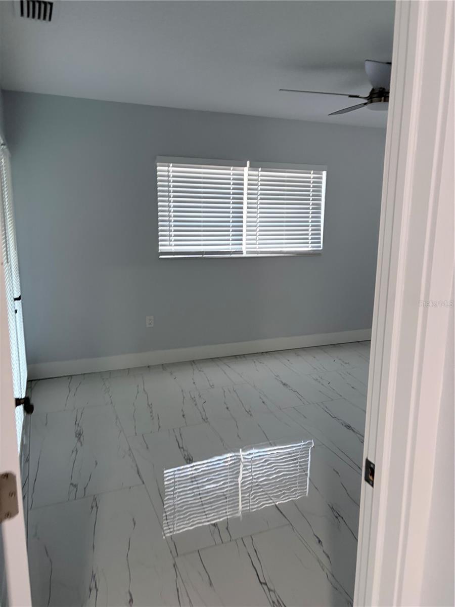 Image 16 of 19 For 1339 22nd Street