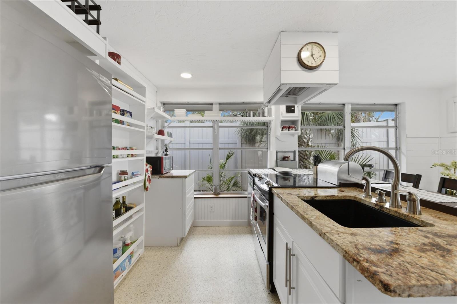 Image 5 of 29 For 8456 Midnight Pass Road